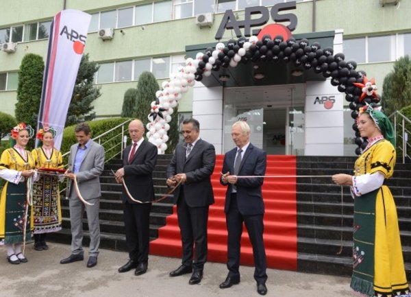 Завод за термични принтери в Ботевград отваря 150 работни места