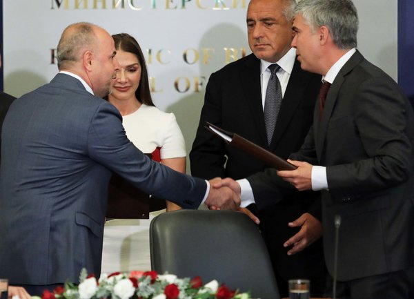 България подписа със саудитския консорциум за изграждането на „Балкански поток”