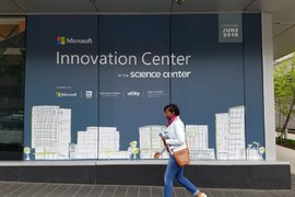 Първият в България Microsoft Innovation Center отвори врати в София Тех Парк