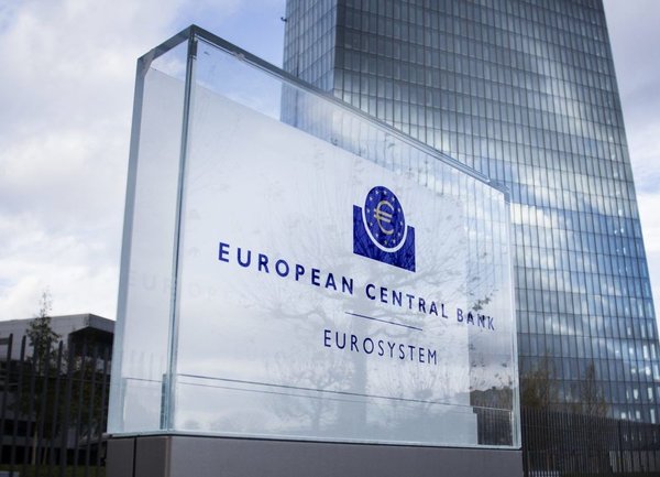 Очаква се ЕЦБ да предприеме план за справяне с кризата