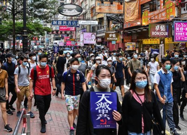 Представители на правителството в Хонконг единодушно подкрепиха закона за сигурност на Пекин