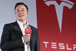 Илон Мъск обяви, че срещата на акционерите на Tesla и „Денят на батерията“ са предварително определени за 15 септември
