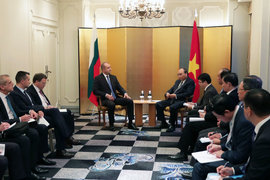 Президентът Румен Радев и министър-председателят на Виетнам Нгуен Суан Фук обсъдиха двустранното партньорство в икономиката и инвестициите