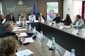 Нов граничен пункт и подкрепа за малкия и среден бизнес са приоритетни мерки за бъдещата програма за сътрудничество между България и Северна Македония