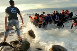 ЕС: Гърция има две седмици да се оправи с мигрантите