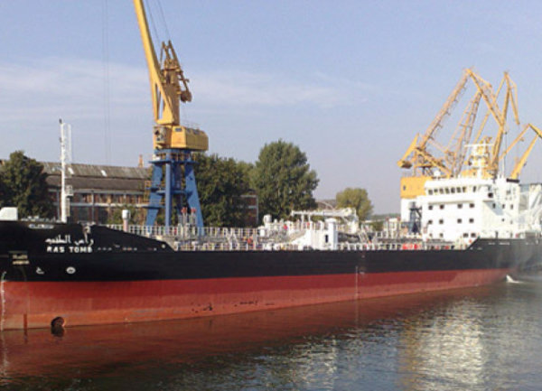Продават корабостроителницата в Русе за 32 милиона лева