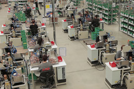 Производствените цени в България спадат втори месец