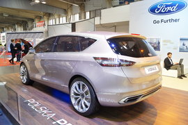 Новият Ford Mondeo седан завладява и България