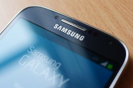 Samsung започва производството на "сгъваем" смартфон