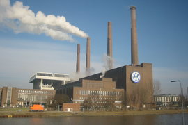 Volkswagen прави завод в Китай