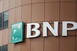 От февруари 2018 БНП „Париба- лични финанси“ се преобразува в банка