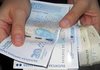 Заплатите в България растат най-бързо от целия ЕС