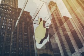 Apple временно затваря три магазина в отговор на Омикрон