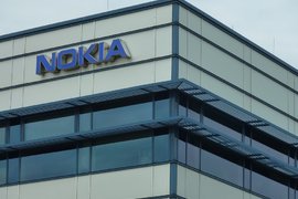 Nokia се завръща през 2016 година