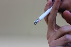 Българска фирма ще произвежда цигари за френския пазар
