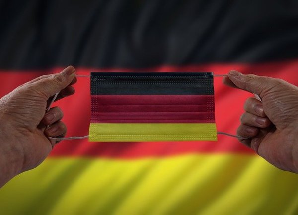 Меркел нарежда за сериозна блокировка на Германия поради нарастващите инфекции от COVID-19
