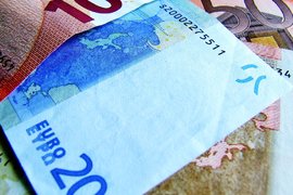 Лихвите по държавния дълг на България ще растат