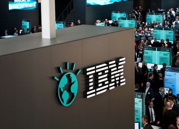 IBM разработва сървъри предназначени за изкуствен интелект