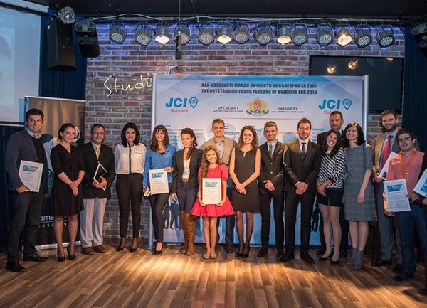 78 души бяха номирани за "Най-изявени млади българи"