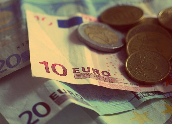 Влизането в еврозоната е задължение на България