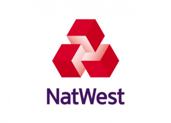 NatWest регистрира спад в първото полугодие