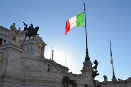 Президентът на Италия започва консултации за намиране на изход от политическата криза