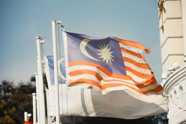 Дългът на Малайзия ще нараства, докато се бори с пандемията Covid-19