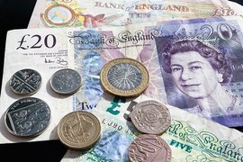 Икономиката на Обединеното кралство е нараснала по-малко от очакваното