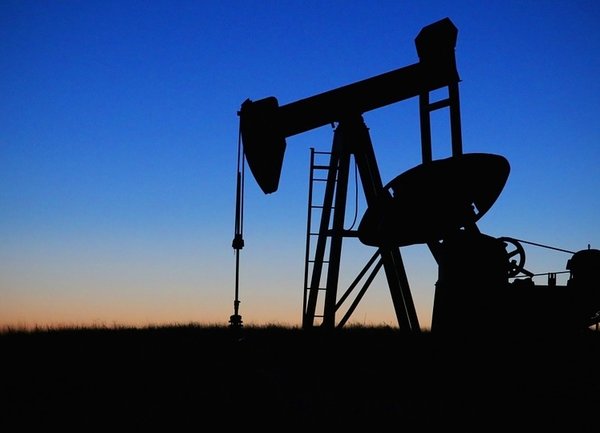 Цената на петрола продължава да расте