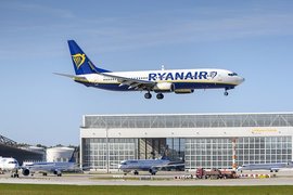 Ryanair намали полетите си през зимният сезон