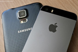 По какво си приличат флагманите Galaxy S8 и iPhone8?