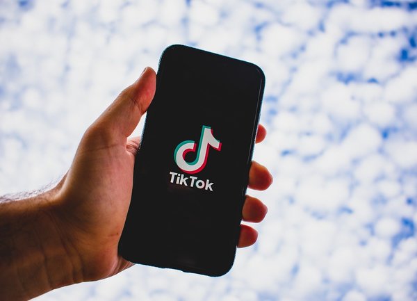 САЩ търси начин да наложи забрана за Tik Tok и други китайски приложения