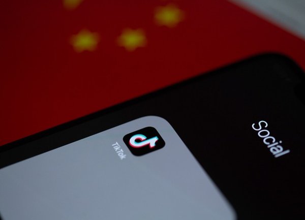 Китайските държавни медии подкрепиха сделката с TikTok