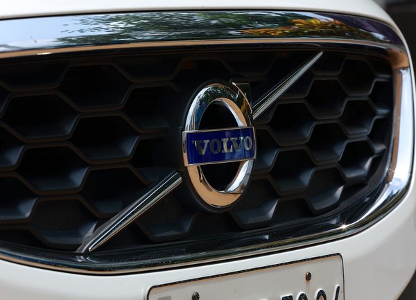Сделка за над 1 млр. долара между Volvo и Uber