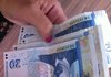 Продължава увеличаването на доходите в България